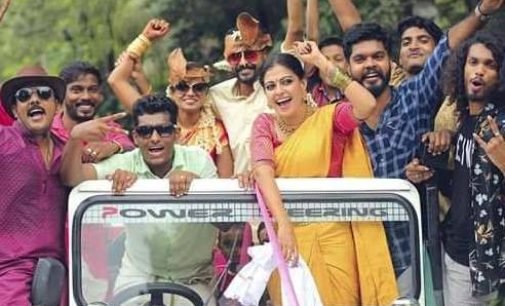 കല്യാണം കളറാക്കാന് ആര്പ്പുവിളിയും തകര്പ്പന് ഡാന്സും; ആസൂത്രണം അനുശ്രിയുടെത് തന്നെ !