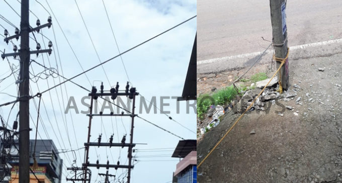 കൊട്ടാരക്കര ടൗണിൽ അപകട ഭീഷണി ആയി നിൽക്കുന്ന ഇലക്ട്രിക് പോസ്റ്റ്: സൗകര്യം ഉള്ളപ്പോൾ മാറ്റി തരുമെന്ന് കെ.എസ്.ഇ.ബി ഉദ്യോഗസ്ഥർ
