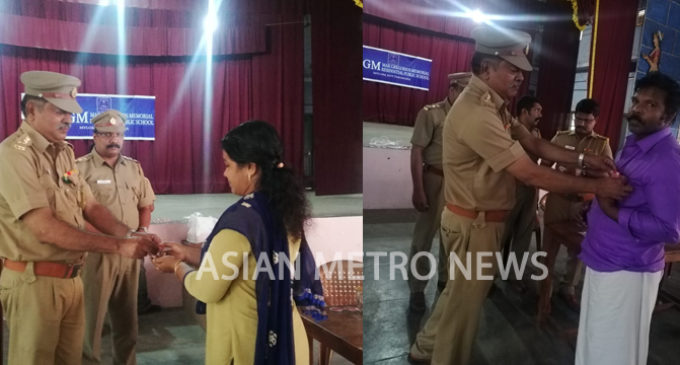 സ്കൂൾ ബസ് ഡ്രൈവർമാർക്കും ആയമാർക്കും ബാഡ്ജ് വിതരണം ചെയ്തു