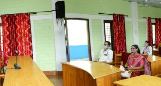 സേവനങ്ങള് ഓണ്ലൈനില് ഇന്റലിജന്സ് ഇ-ഗവേര്ണന്സ് സംവിധാനം ഉദ്ഘാടനം ചെയ്തു