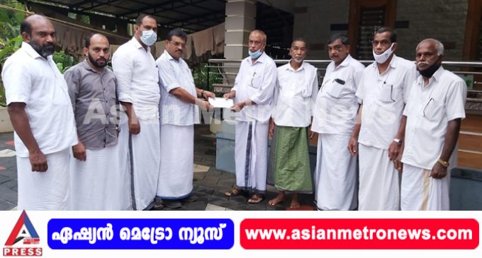 കൊപ്പം പ്രഭാപുരത്ത് കെ.എം.സി.സി സൗദി നാഷണൽ കമ്മിറ്റിയുടെ സാമൂഹിക സുരക്ഷാ സാമ്പത്തികസഹായം നൽകി