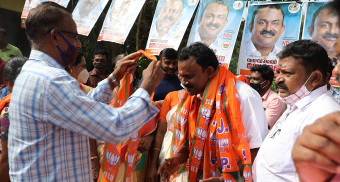 വയയ്ക്കൽ സോമനു ജന്മനാട്ടിൽ ആവേശകരമായ സ്വീകരണം