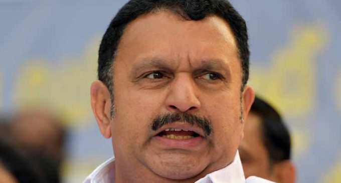 ജോയ്സ് ജോർജിനെ പോലെയുള്ള ബുദ്ധിജീവികളാണ് സിപിഎമ്മിലുള്ളതെങ്കിൽ പാർട്ടി പിരിച്ചു വിടേണ്ടി വരും: കെ മുരളീധരൻ