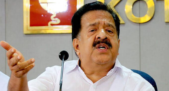 യുഡിഎഫിനെ തകർക്കാനുള്ള നീക്കമാണ് സർവേകൾക്കെന്ന് രമേശ് ചെന്നിത്തല