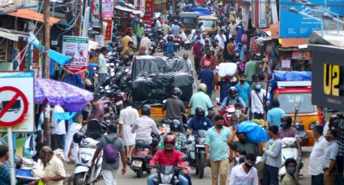 അനാവശ്യമായി പുറത്തിറങ്ങുന്നവരുടെ വാഹനങ്ങള് പിടിച്ചെടുക്കും; രാത്രികാല കർഫ്യൂ ഇന്ന് മുതൽ കർശനമാക്കും
