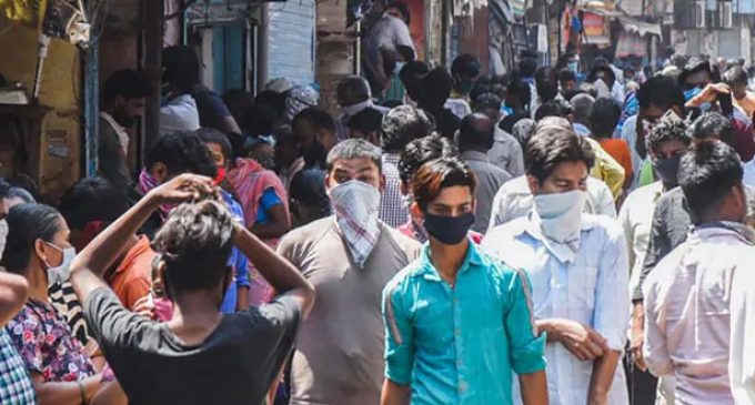 ബാംഗ്ലൂരിൽ കോവിഡ് ബാധിച്ച 3000 പേരെ ‘കാണാനില്ല’; മൊബൈൽ ഫോൺ സ്വിച്ച് ഓഫ്; തിരച്ചിൽ ആരംഭിച്ച് പൊലീസ്