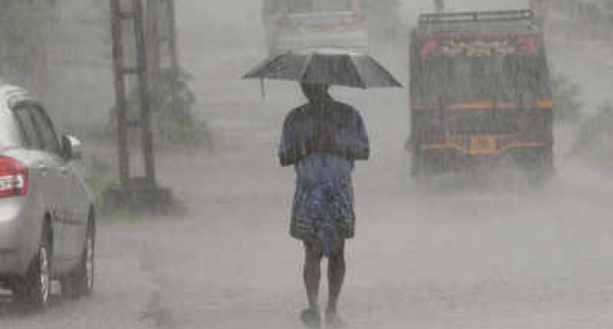 തിങ്കളാഴ്ച വരെ ഇടിമിന്നലോട് കൂടിയ മഴയ്ക്ക് സാധ്യത; മൂന്നു ജില്ലകളില് യെല്ലോ അലര്ട്ട്