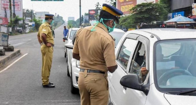സംസ്ഥാനത്ത് നിയന്ത്രണങ്ങൾ കടുപ്പിക്കുന്നു; ശനി, ഞായർ ദിവസങ്ങളിൽ അവശ്യ സേവനങ്ങൾ മാത്രം