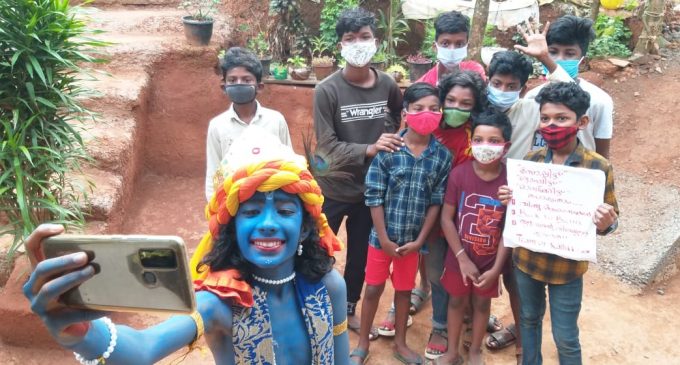 കൊവിഡ് പ്രതിരോധത്തിന്റെ സന്ദേശമുയർത്തി കുമരനല്ലൂരിലെ ” ടീം ഓഫ് കളളിക്കുന്നിലെ ” വിഷു ആഘോഷം