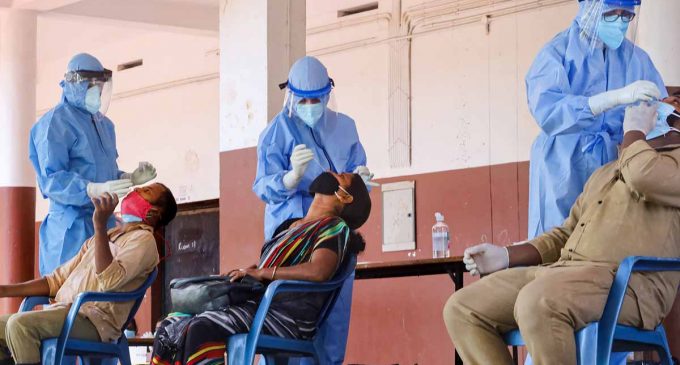 സംസ്ഥാനത്ത് ചികിത്സയിലുള്ള കൊവിഡ് രോഗികളുടെ എണ്ണം ഒരു ലക്ഷം പിന്നിടും; കൂട്ടപ്പരിശോധനാ ഫലം ഇന്ന് വരും