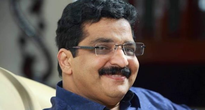 ‘അങ്ങയെ മന്ത്രിയാക്കിയത് എ കെ ജി സെന്ററിൽ നിന്നായിരിക്കാം; പക്ഷേ അങ്ങയെ നിലത്തിറക്കിയത്’ – ജലീലിന് എതിരെ കുറിപ്പുമായി എം കെ മുനീർ