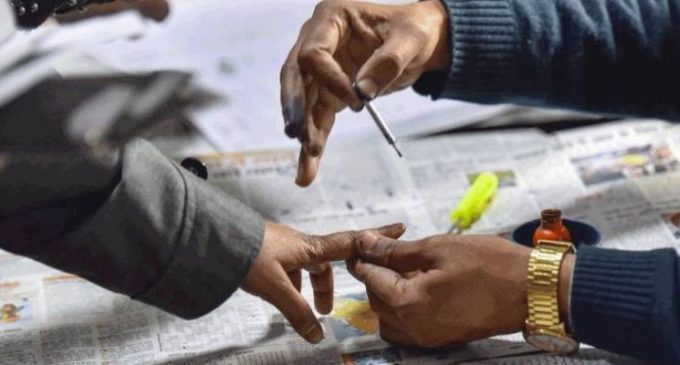 കർണ്ണാടകയിൽ നിയമസഭാ ലോക് സഭ ഉപതെരെഞ്ഞെടുപ്പുകൾ; വോട്ടെടുപ്പ് ആരംഭിച്ചു