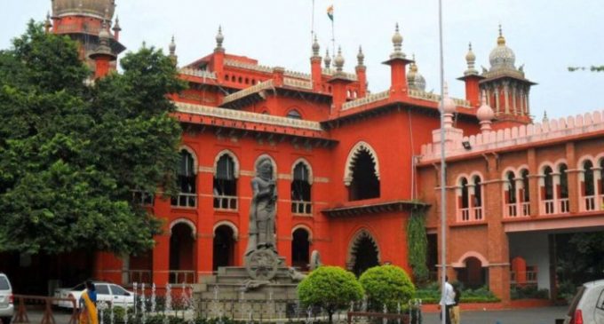 കോവിഡ് വ്യാപനത്തിന് ഉത്തരവാദി തിരഞ്ഞെടുപ്പ് കമ്മീഷന്; കൊലക്കുറ്റം വരെ ചുമത്താം: മദ്രാസ് ഹൈക്കോടതി