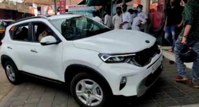 പ്ലസ്ടു പരീക്ഷ കഴിഞ്ഞത് ആഘോഷമാക്കാൻ നിയന്ത്രണങ്ങൾ കാറ്റിൽപ്പറത്തി വാഹന റാലി; മലപ്പുറത്ത് 20 വിദ്യാർത്ഥികൾക്കെതിരെ കേസ്