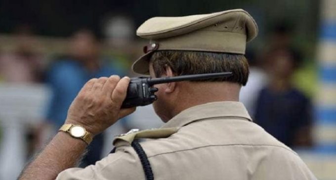 കോവിഡ് അതിരൂക്ഷമാകുന്ന സാഹചര്യത്തിൽ മാനദണ്ഡങ്ങൾ പാലിക്കാതെ ക്ലാസുകൾ നടത്തി;സ്ഥാപനം അടച്ചുപൂട്ടി പോലീസ്