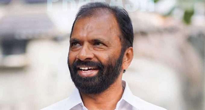 നിലമ്പൂരിലെ യുഡിഎഫ് സ്ഥാനാർഥിയും മലപ്പുറം ഡിസിസി പ്രസിഡന്റുമായ വി വി പ്രകാശ് അന്തരിച്ചു
