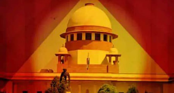 കോവിഡ് അടച്ചിടല്കാലത്ത് നല്കാതിരുന്ന സേവനങ്ങള്ക്ക് ഫീസ് ഇടാക്കരുത്; സ്വകാര്യ സ്കൂളുകളോട് സുപ്രീം കോടതി