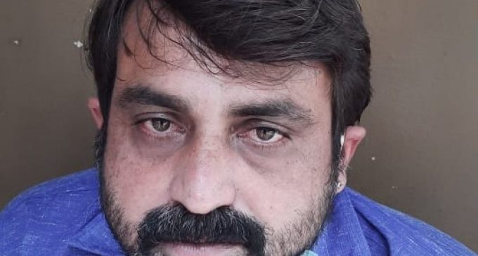 തെന്മല ഉറുകുന്നിൽ 10 ലിറ്റർ വ്യാജ ചാരായവുമായി ഒരാൾ പിടിയിൽ