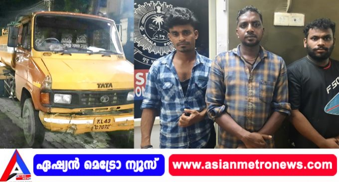 മൈലം താമരക്കുടി റോഡിൽ മാലിന്യം തള്ളിയ വാഹനവും മൂന്നുപേരെയും പോലീസ് പിടികൂടി