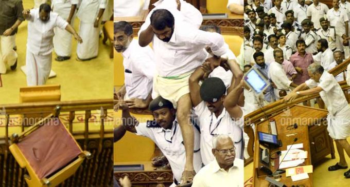 നിയമസഭാ കയ്യാങ്കളി കേസ്:ക്രിമിനല് കേസ് പിന്വലിക്കില്ല; സര്ക്കാരിന് തിരിച്ചടി
