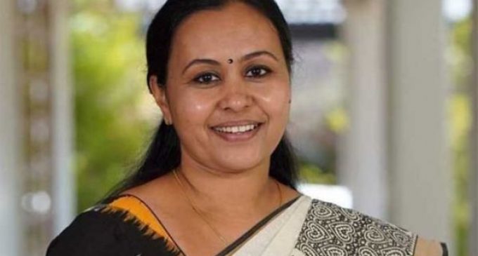 ഒന്നാം നിരയിലാണ് കേരളം: കോവിഡ് പ്രതിരോധം തകര്ന്നുവെന്ന് വരുത്തി തീര്ക്കാന് ചിലര് ശ്രമിക്കുന്നു: ആരോഗ്യമന്ത്രി