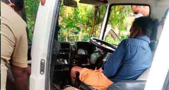 അപകടത്തില് വാനില് കുടുങ്ങിയ ഡ്രൈവറെ അഗ്നി രക്ഷാസേന രക്ഷിച്ചു