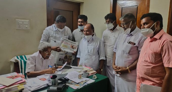 കുട്ടികളുടെ ഉച്ച ഭക്ഷണത്തിനുള്ള അരിയിൽ വിഷാശം; മുൻ മുഖ്യ മന്ത്രി ഉമ്മൻചാണ്ടിയും, മുൻ പ്രതിപക്ഷ നേതാവ് രമേശ്ചെന്നിത്തലയും സജീവമായി ഇടപെടുന്നു