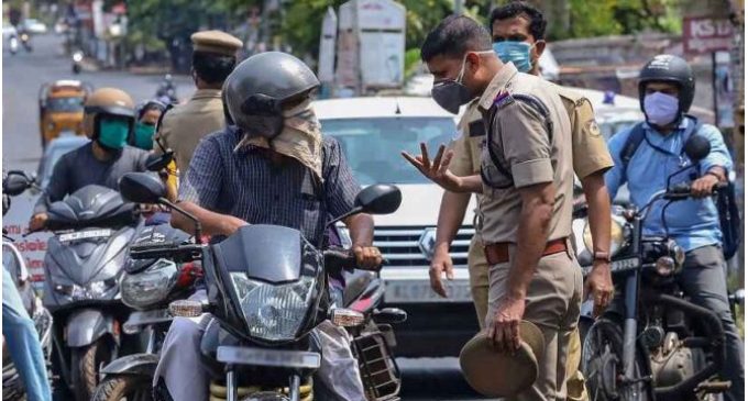 ലോക്ഡൗണില് വ്യാജ ഐ.ഡി. കാര്ഡ് കാണിച്ച് പൊലീസിനെ കബളിപ്പിച്ച യുവാവ് അറസ്റ്റില്