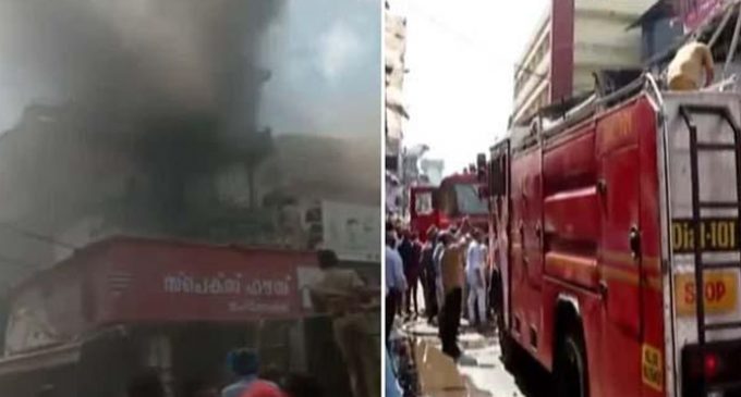മിഠായി തെരുവ് തീപ്പിടുത്തം: ഫയര്ഫോഴ്സ് ഇന്ന് സര്ക്കാറിന് റിപ്പോര്ട്ട് നല്കും