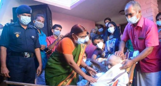 ആസാദി കാ അമൃത് മഹോത്സവ്’: സ്വാതന്ത്ര്യ സമര സേനാനിയെ ആദരിച്ചു