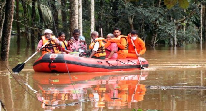 മൂന്നുദിവസത്തിനിടെ പത്തനംതിട്ടയില് ഫയര്ഫോഴ്സ് രക്ഷപ്പെടുത്തിയത് 1270 പേരെ