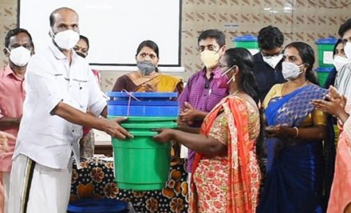 ഉറവിട മാലിന്യനിർമാർജനം; വാഴൂരിൽ ബയോ കമ്പോസ്റ്റർ ബിൻ വിതരണം തുടങ്ങി