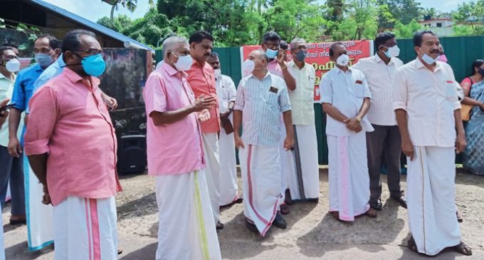കൊട്ടാരക്കര ഗ്യാസ് ഏജന്സി ഓഫീസിലേയ്ക്ക് സിപിഐ എമ്മിന്റെ പ്രതിഷേധ മാര്ച്ച്