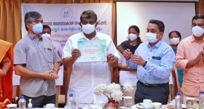 കുടുംബങ്ങള്ക്കുള്ളില് കുട്ടികള് നേരിടുന്ന പ്രശ്നങ്ങള്ക്ക് പരിഹാരമുണ്ടാകണം; ഗതാഗതമന്ത്രി