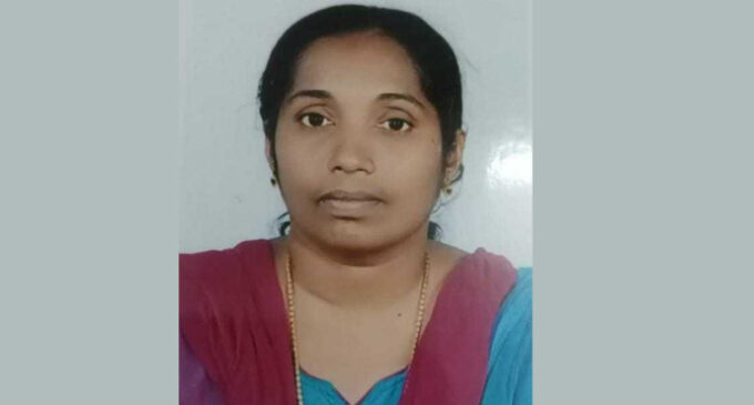വൈക്കത്ത് ടിപ്പര്ലോറിയിടിച്ച് വീട്ടമ്മ മരിച്ചു