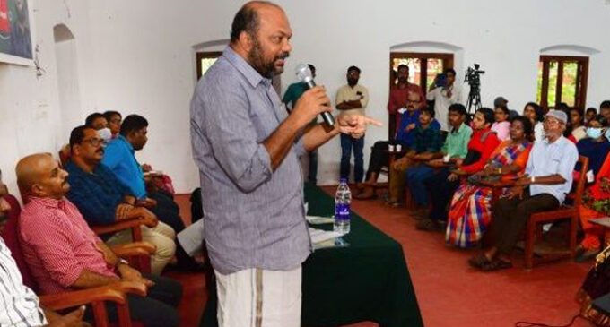 ഭരണഘടനയുടെ അടിസ്ഥാനശിലകൾ സംരക്ഷിക്കാൻ ഓരോ പൗരനും നിലകൊള്ളണം:മന്ത്രി