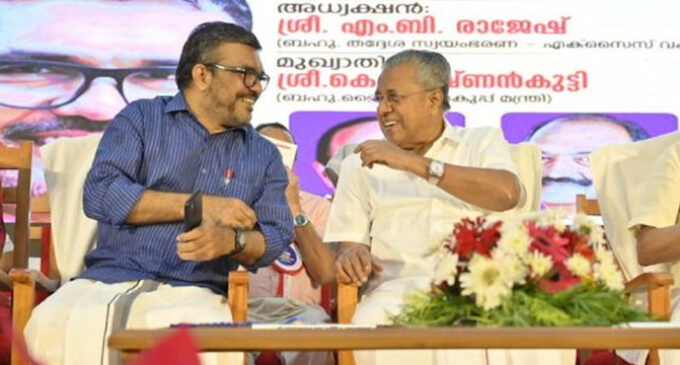 ‘പ്രാദേശിക സർക്കാരുകൾ ശക്തിപ്പെടണം’ വേഗത്തിൽ സേവനം ഉറപ്പാക്കണം- മുഖ്യമന്ത്രി